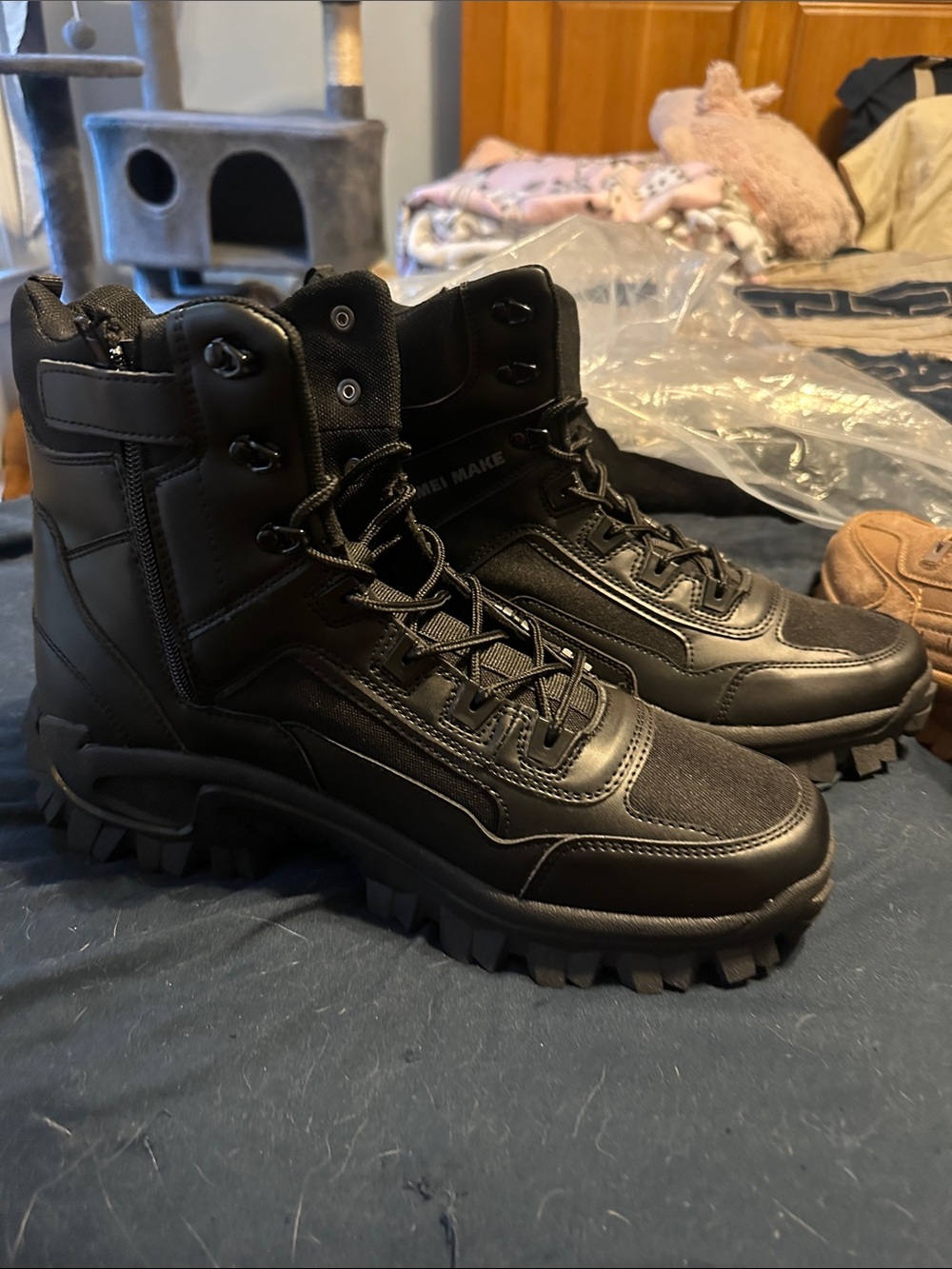 Men's Tactical Black Combat Boots - Durable All-Weather Footwear